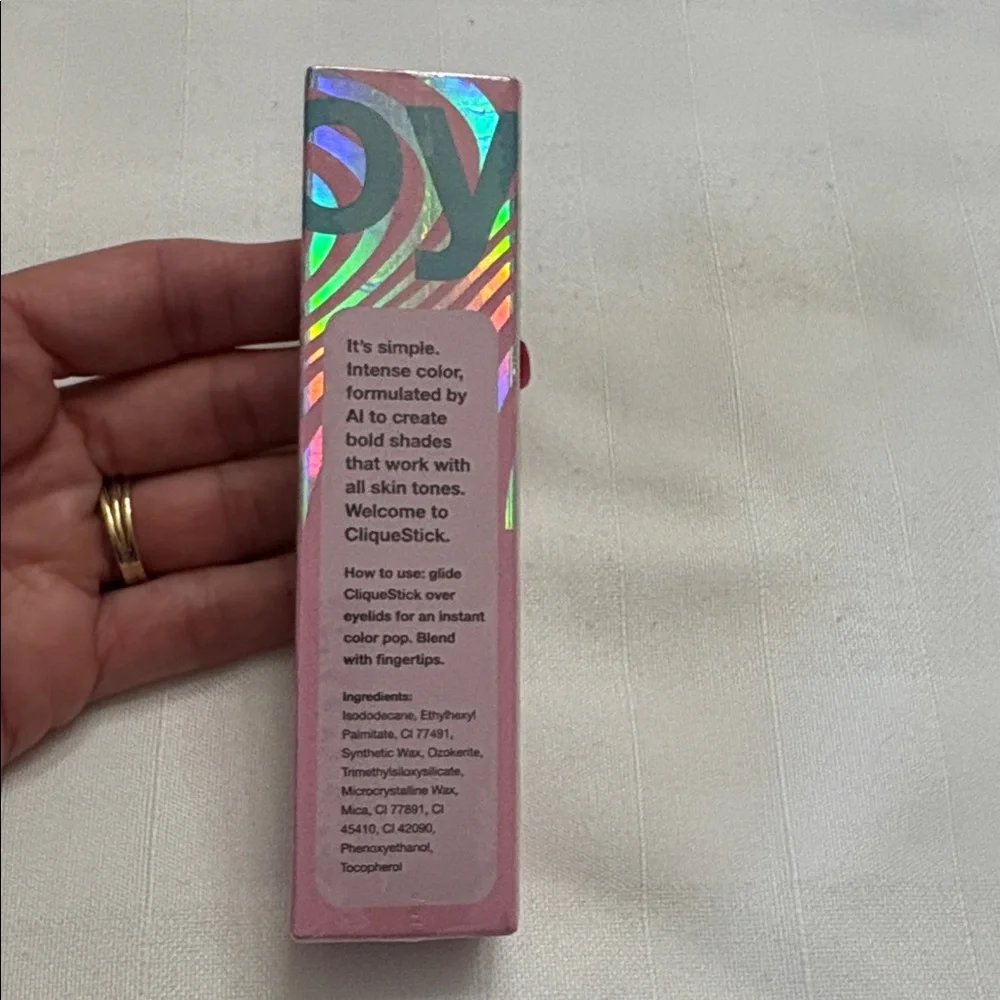 NEW Toy Factory clique stick Fantasy ultra pigmented eyeshadow crayon 0.07oz